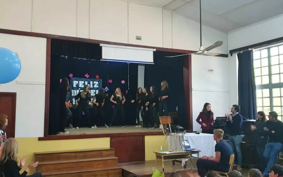 Acto Día del Maestro
